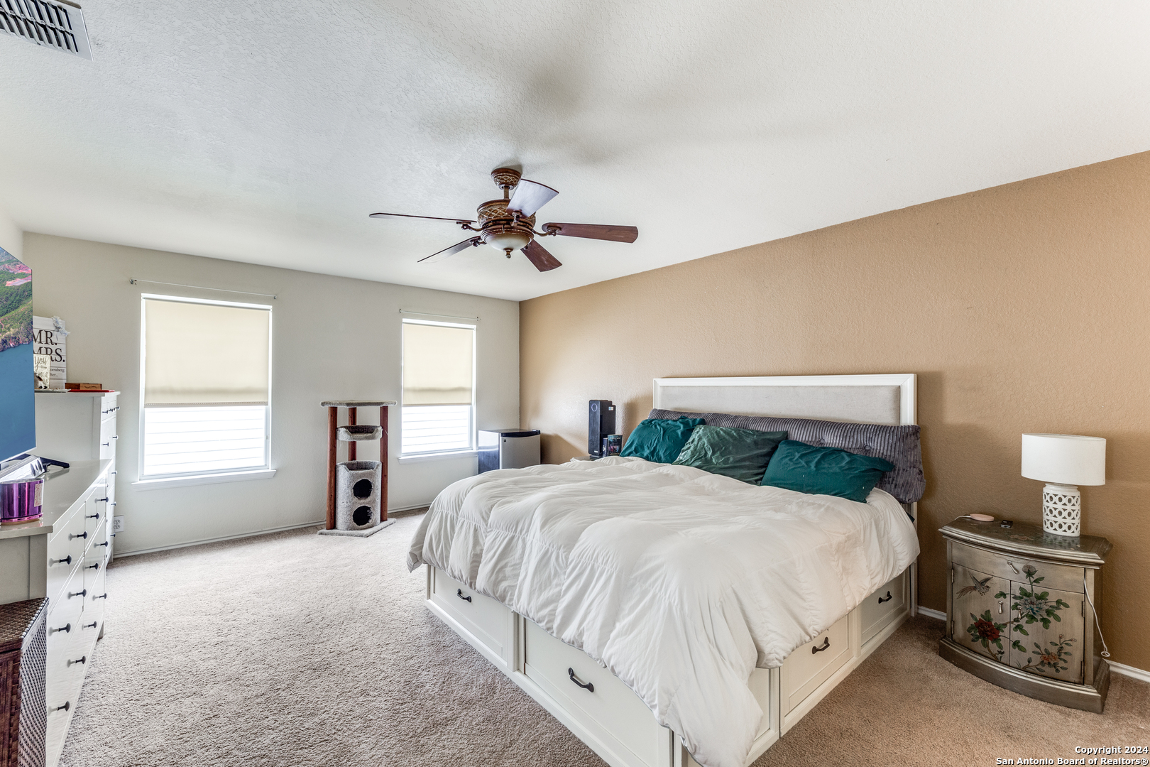 9722 MUSTANG FARM