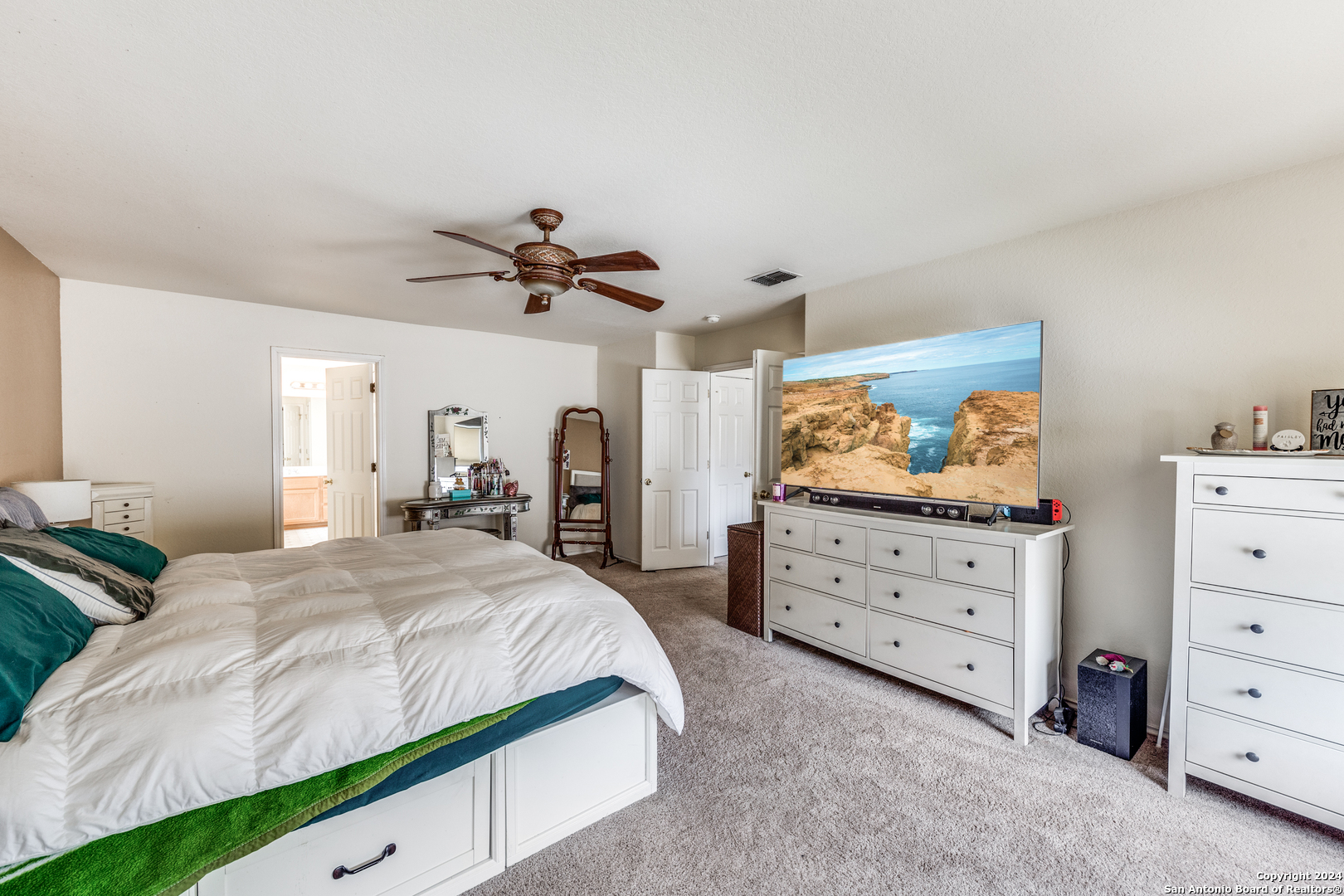 9722 MUSTANG FARM