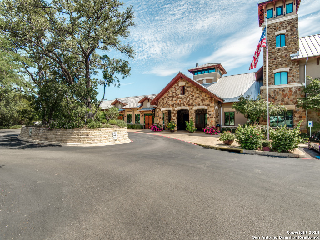 12758 PRONGHORN OAK