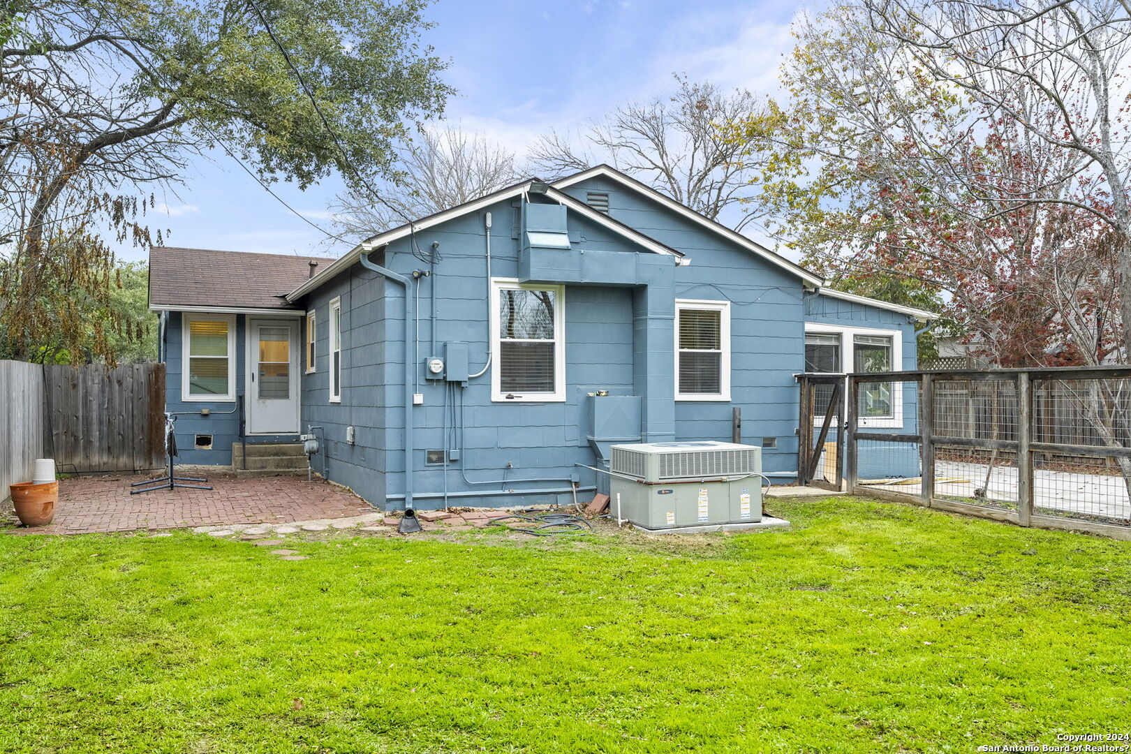 140 HARMON DR