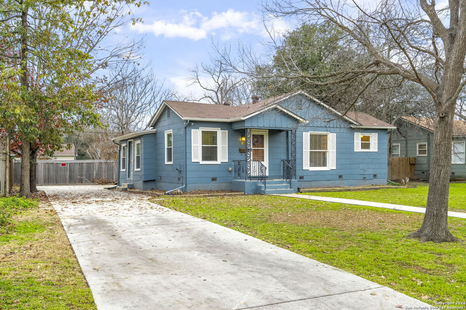 140 HARMON DR