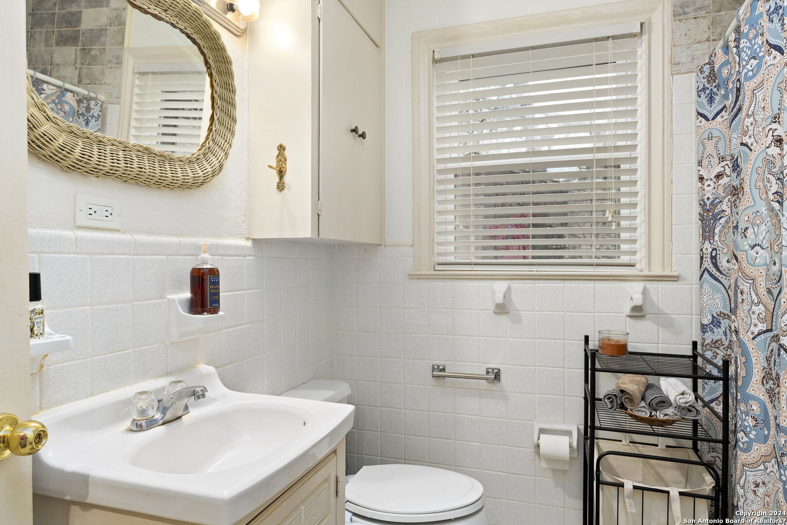 140 HARMON DR