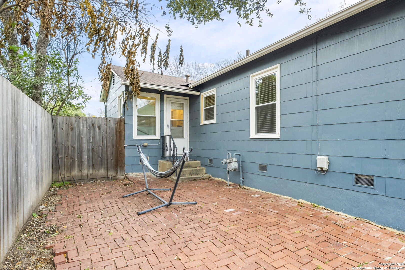 140 HARMON DR