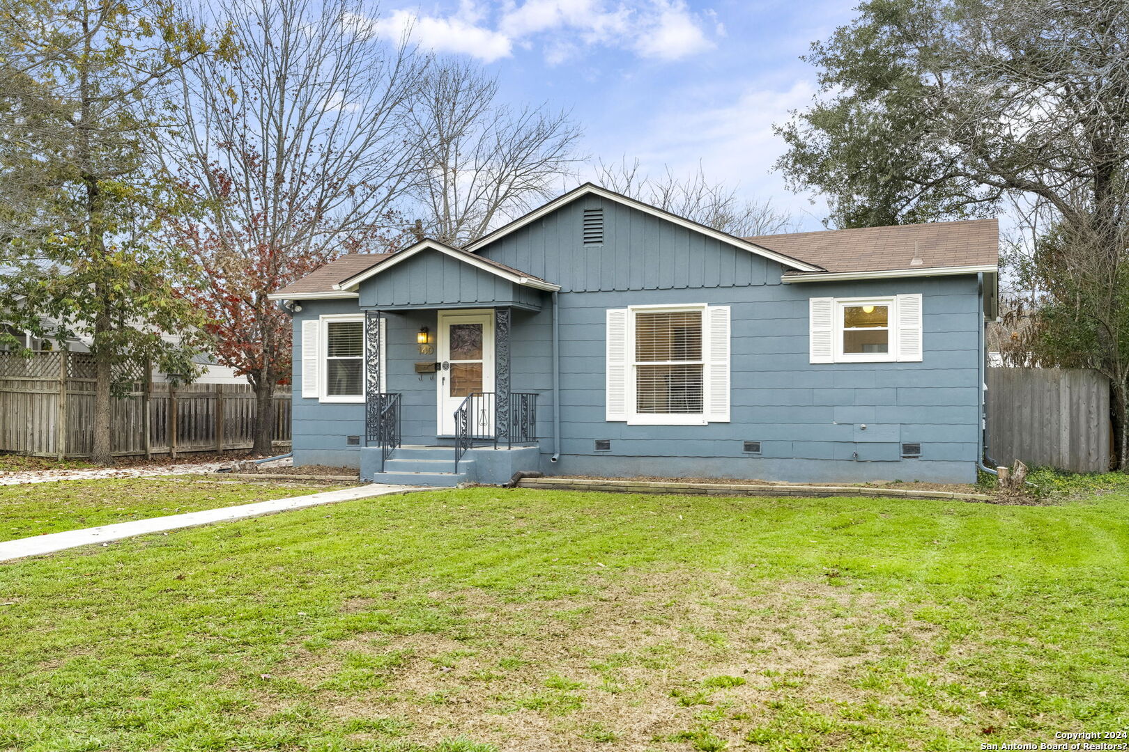 140 HARMON DR