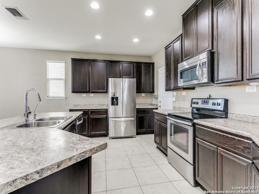 13235 LOMA SIERRA