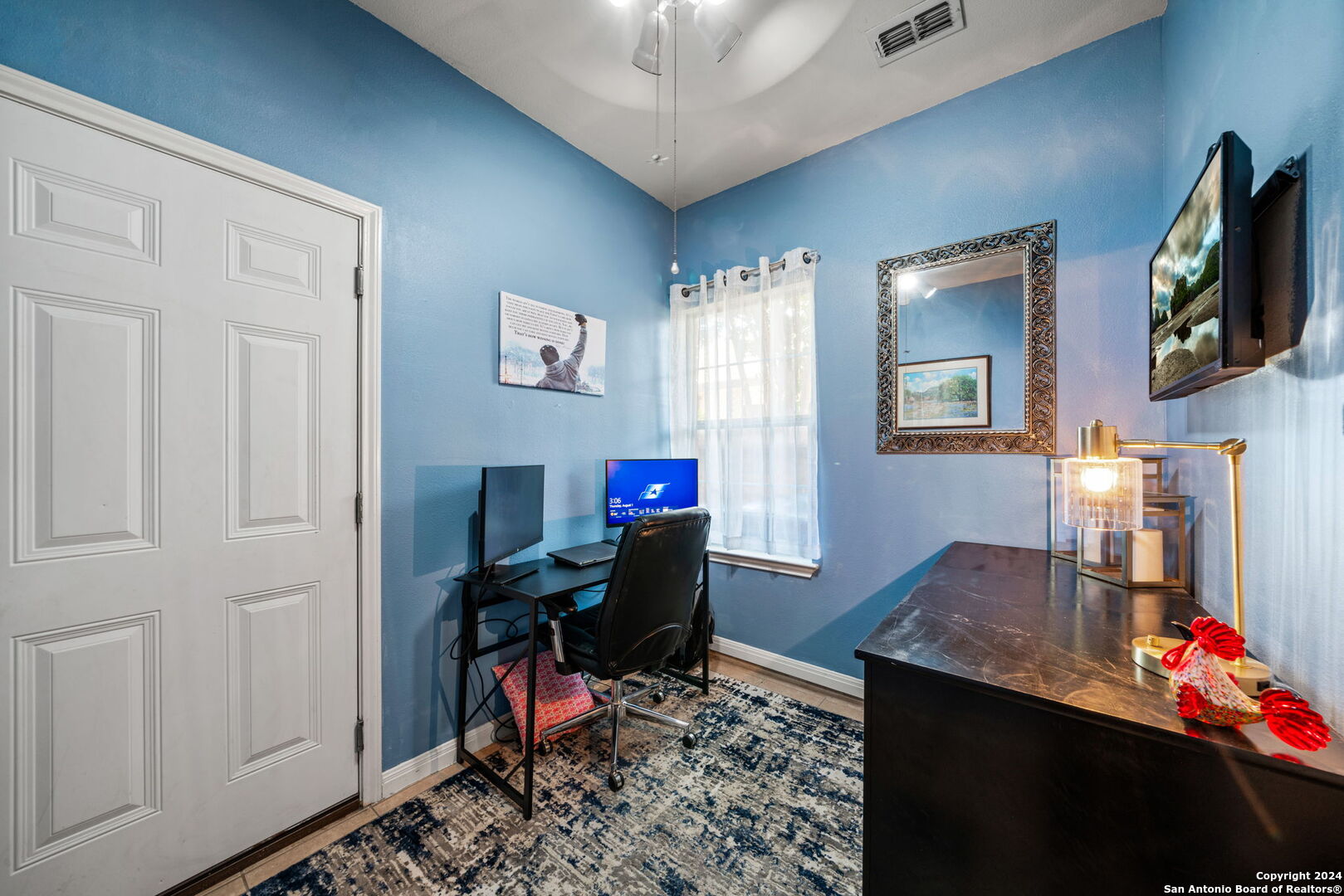 25415 Mesa Trail