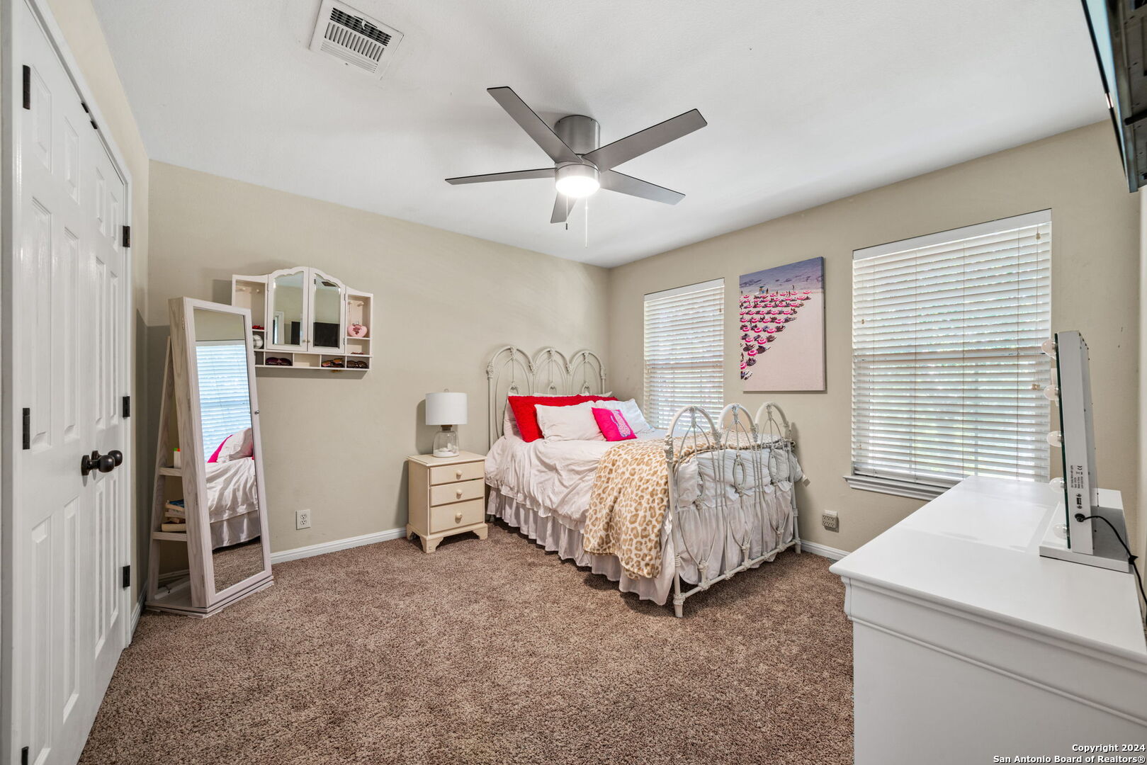 25415 Mesa Trail