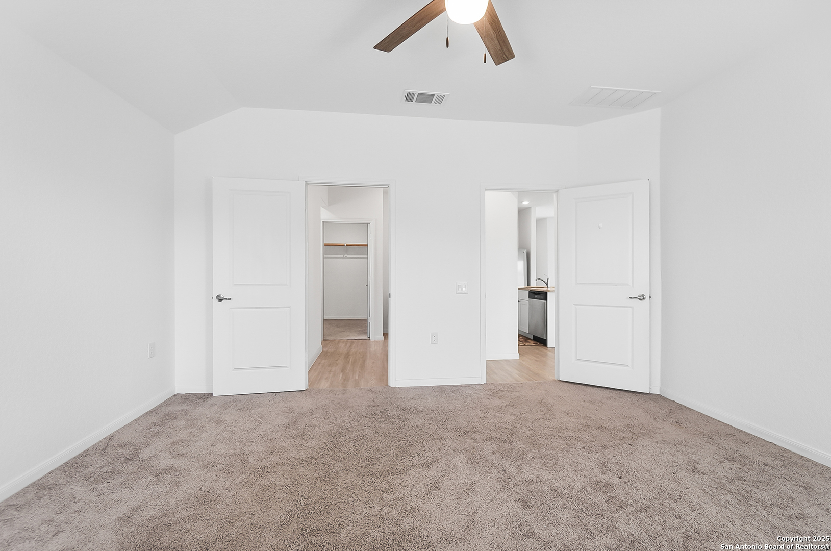 4554 MARTIN WAY