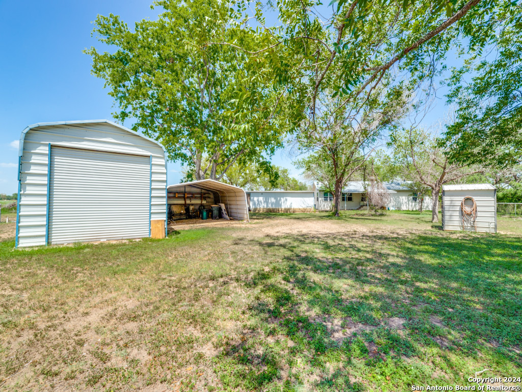 10945 West Loop 1604