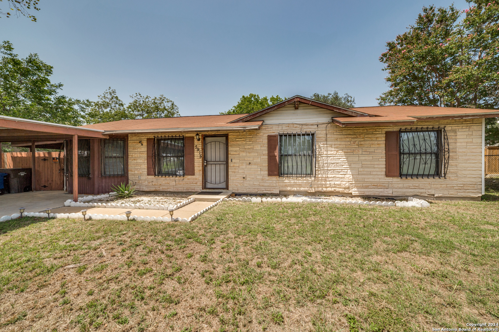 5915 MIDDLEFIELD DRIVE