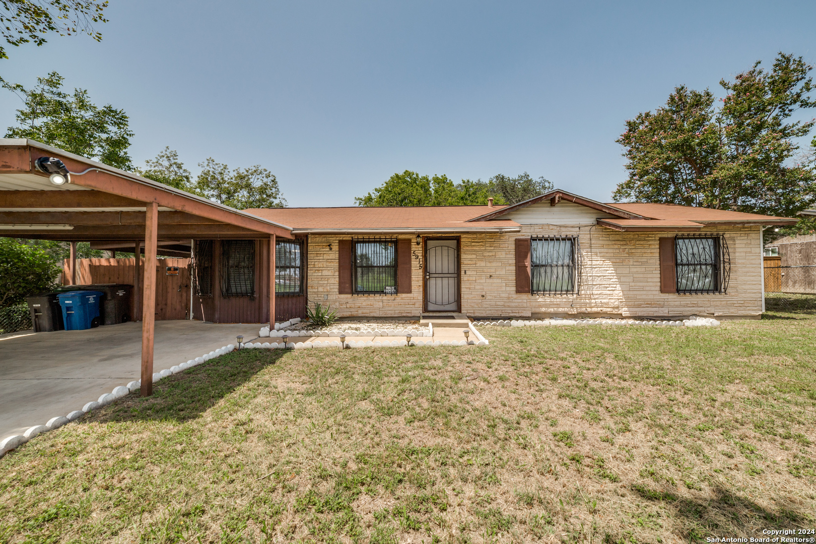 5915 MIDDLEFIELD DRIVE