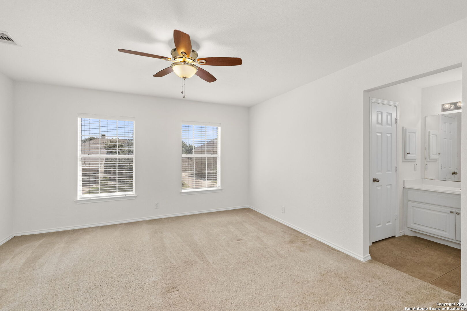 1743 Oak Sprawl