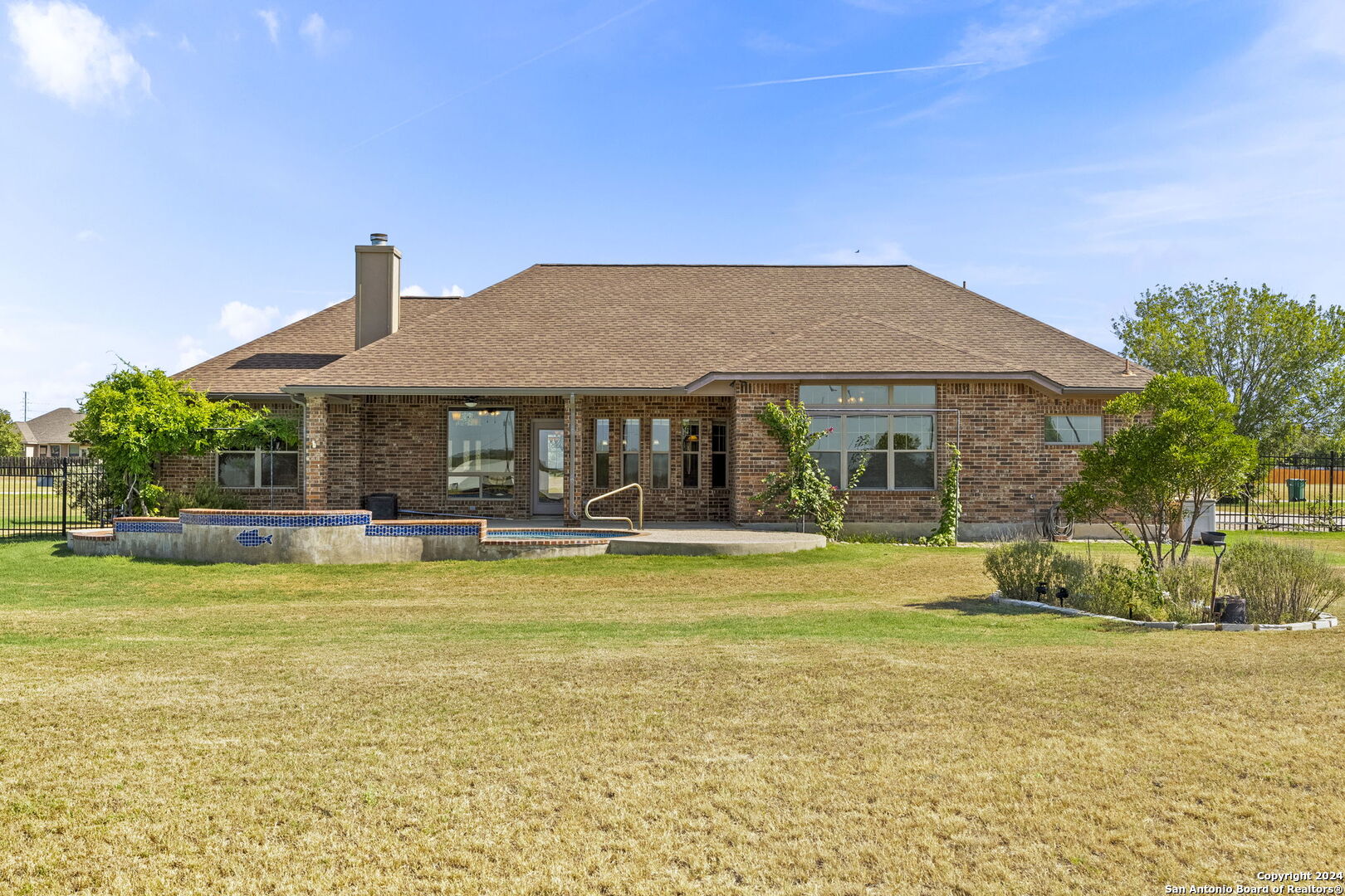 15914 Lake Shore Dr