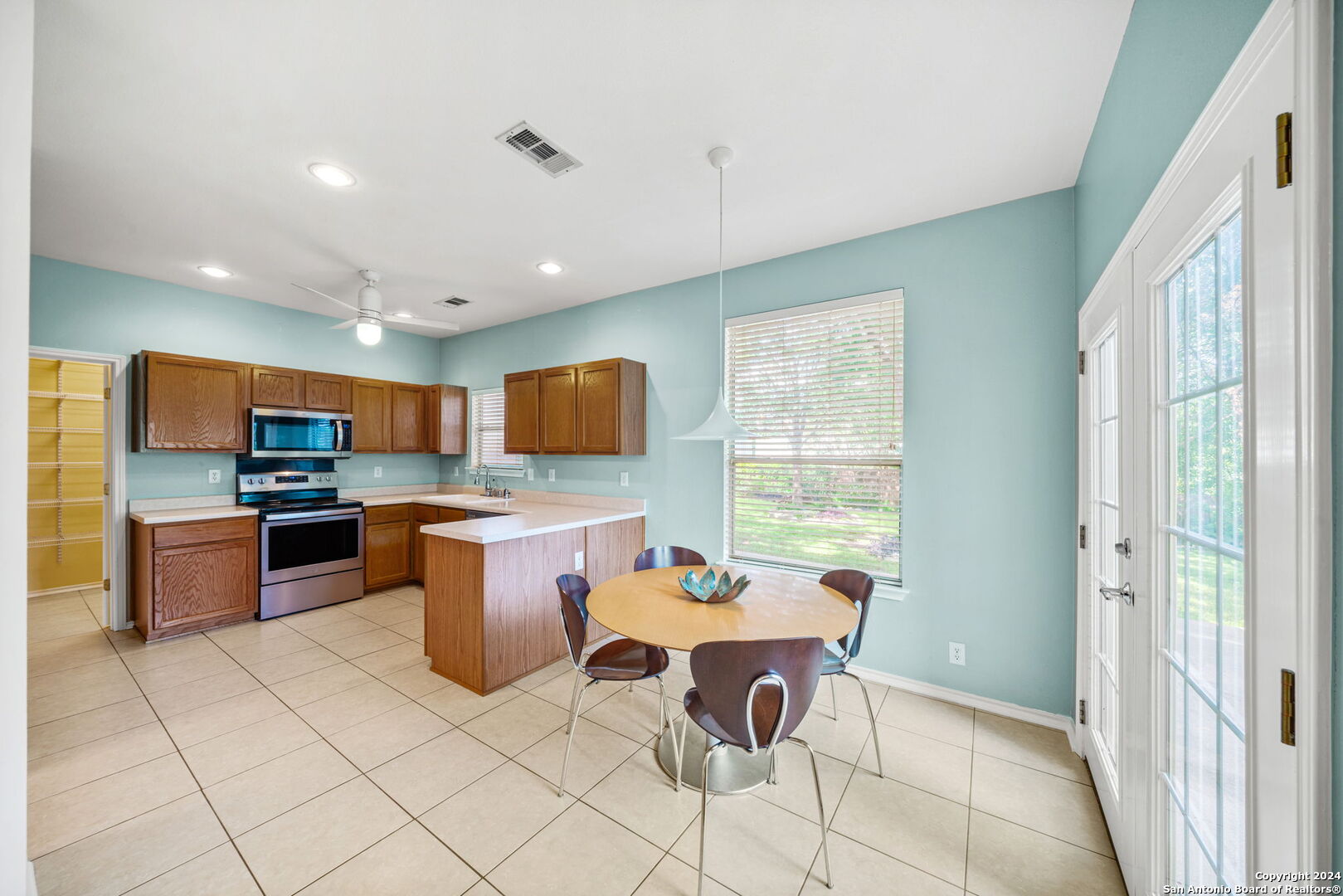 21406 ENCINO LOOKOUT
