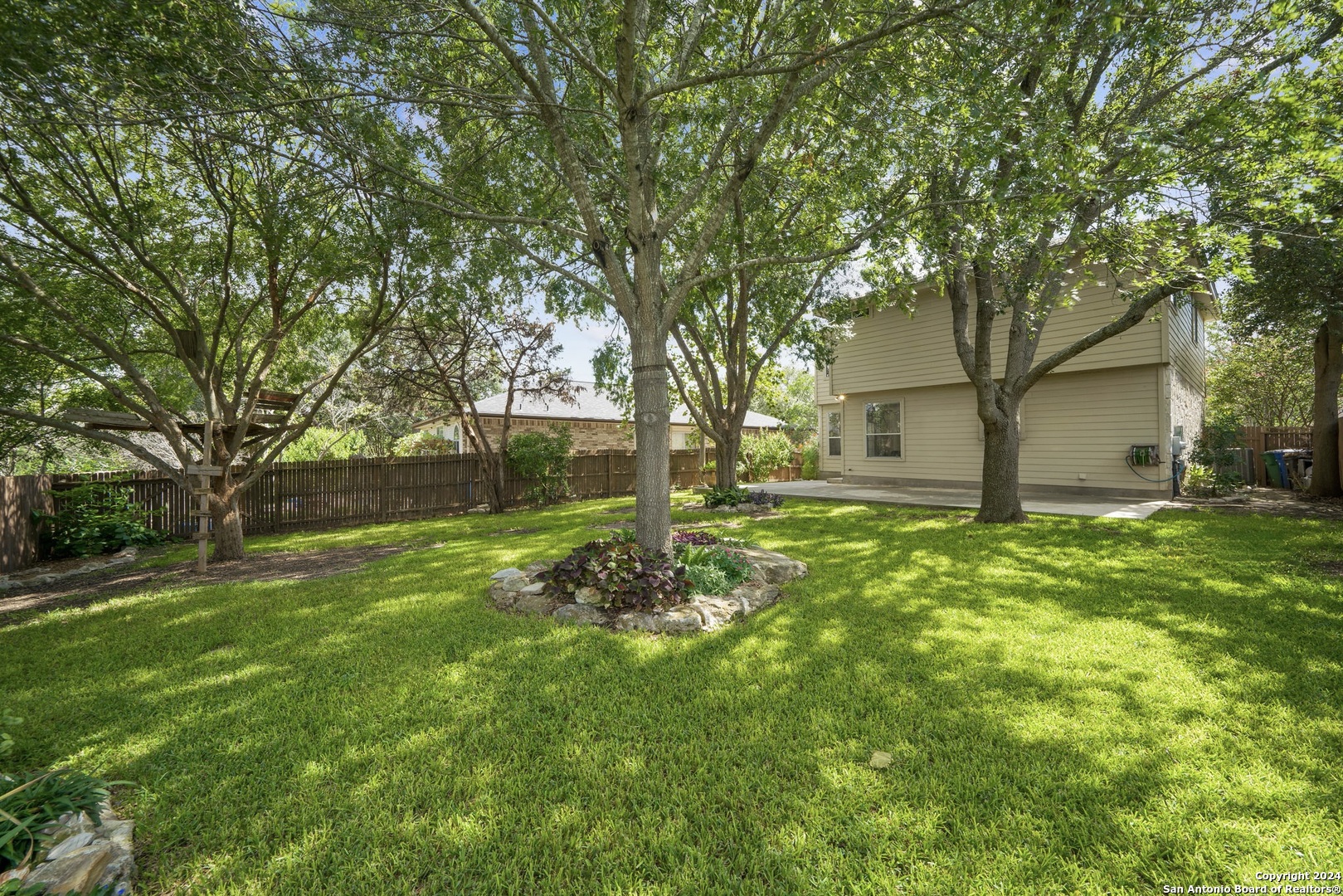 21406 ENCINO LOOKOUT