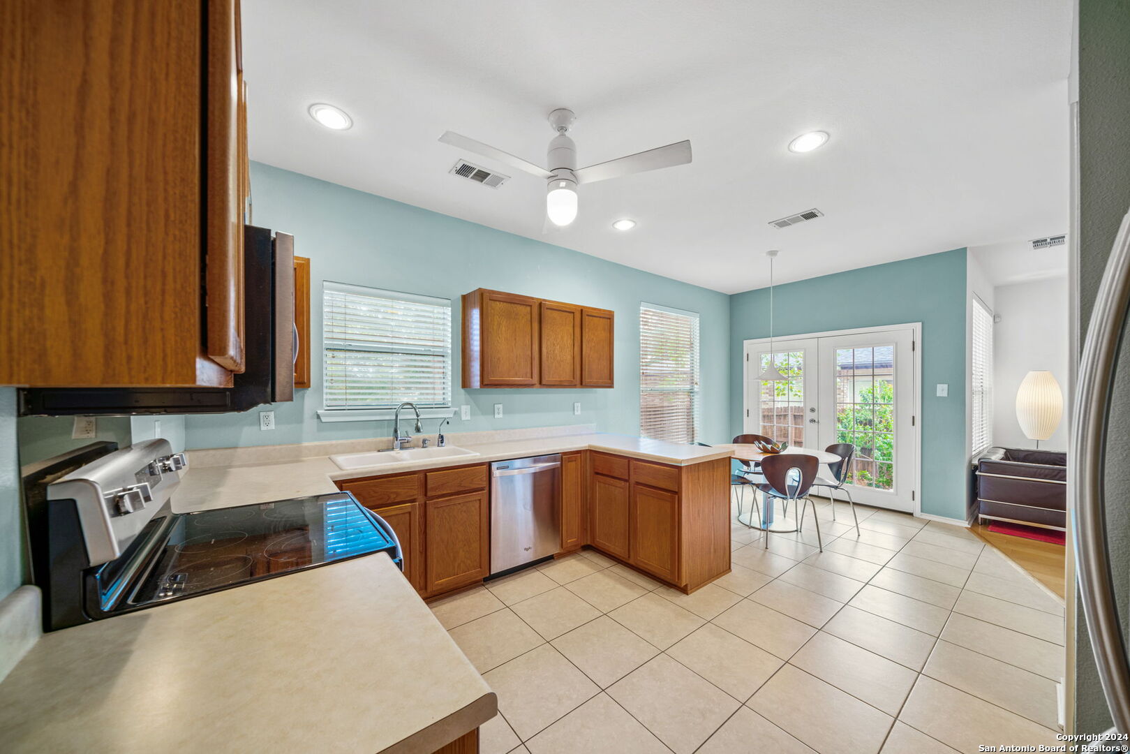 21406 ENCINO LOOKOUT