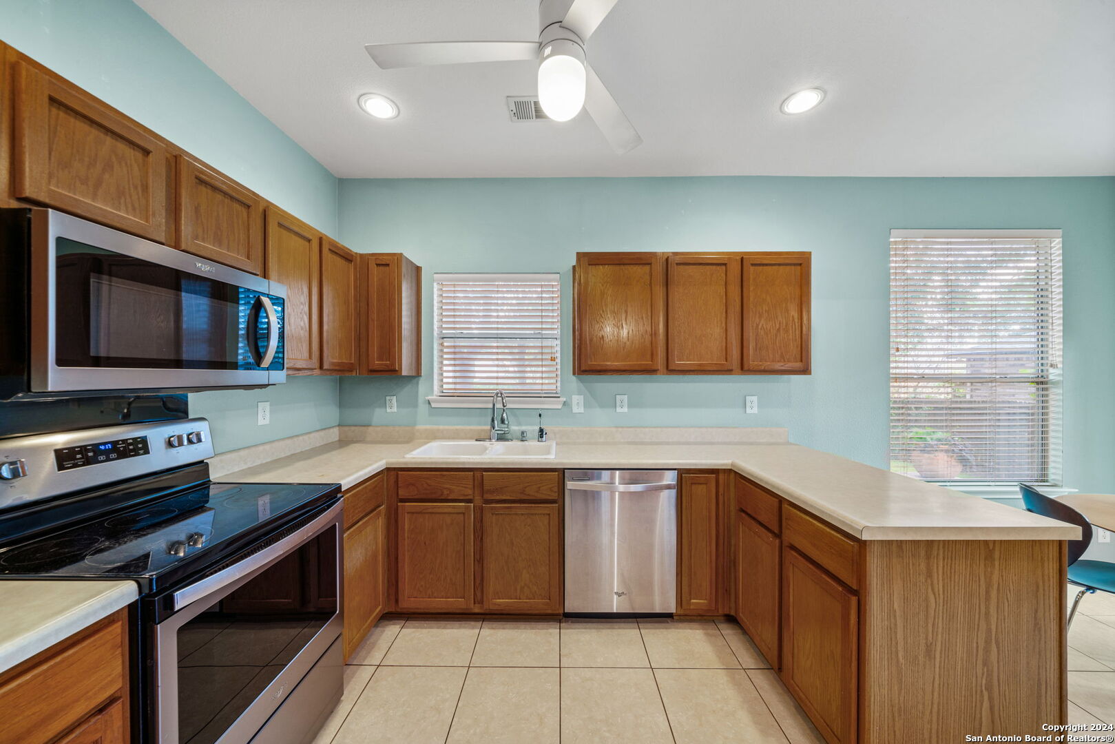 21406 ENCINO LOOKOUT