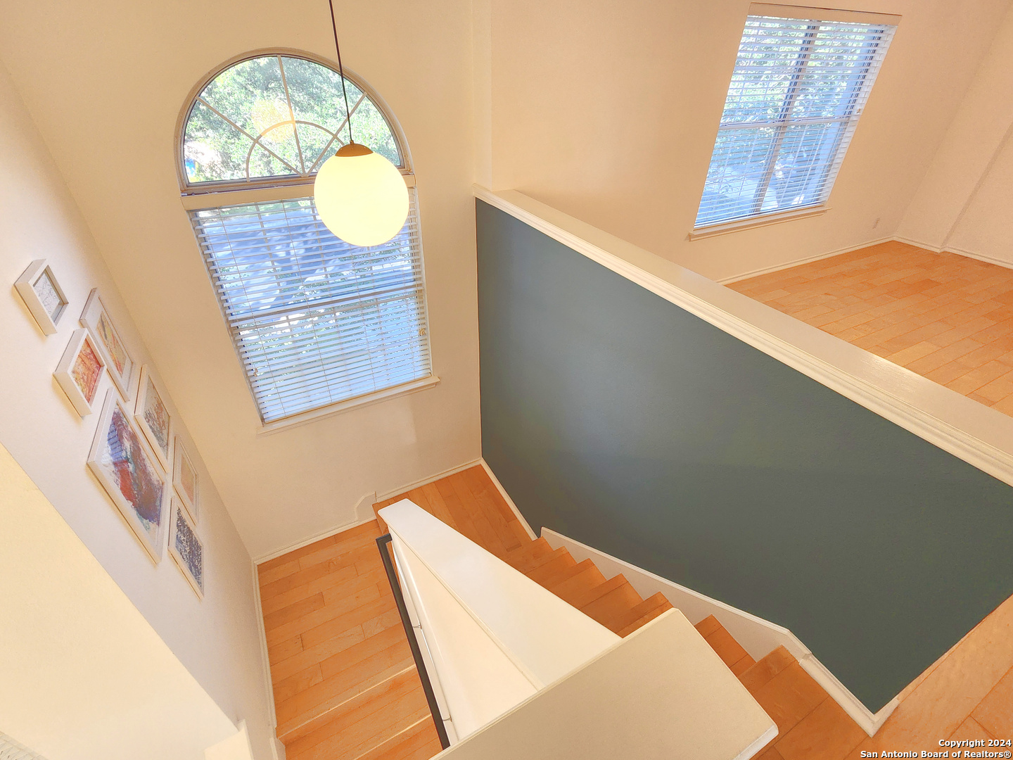 21406 ENCINO LOOKOUT