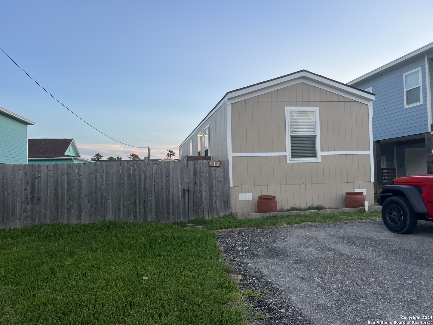 512 Sand Burr Lane