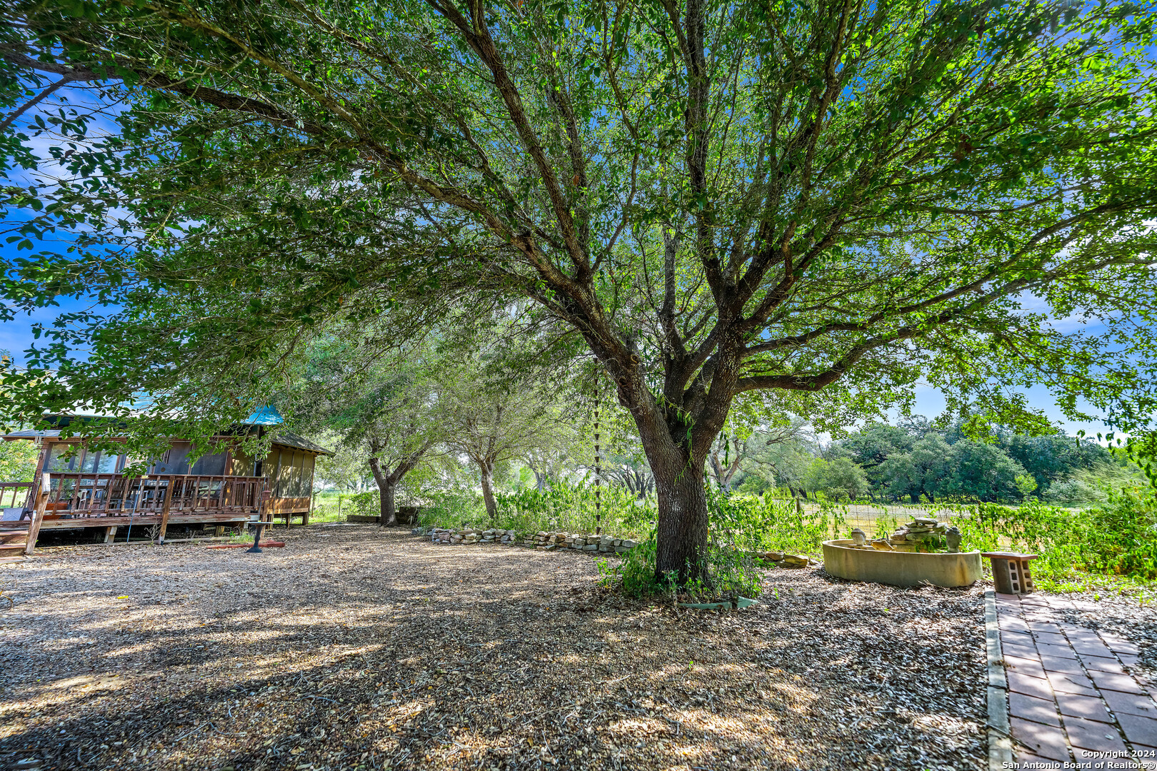 301 COUNTY ROAD 221
