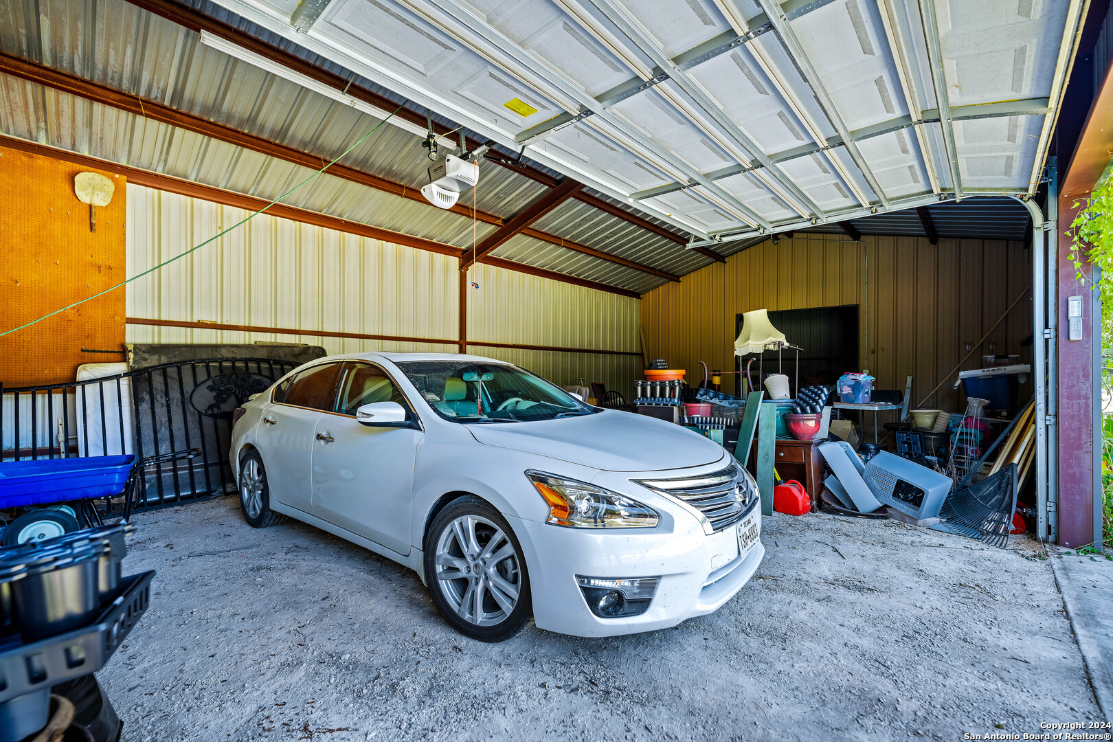 301 COUNTY ROAD 221
