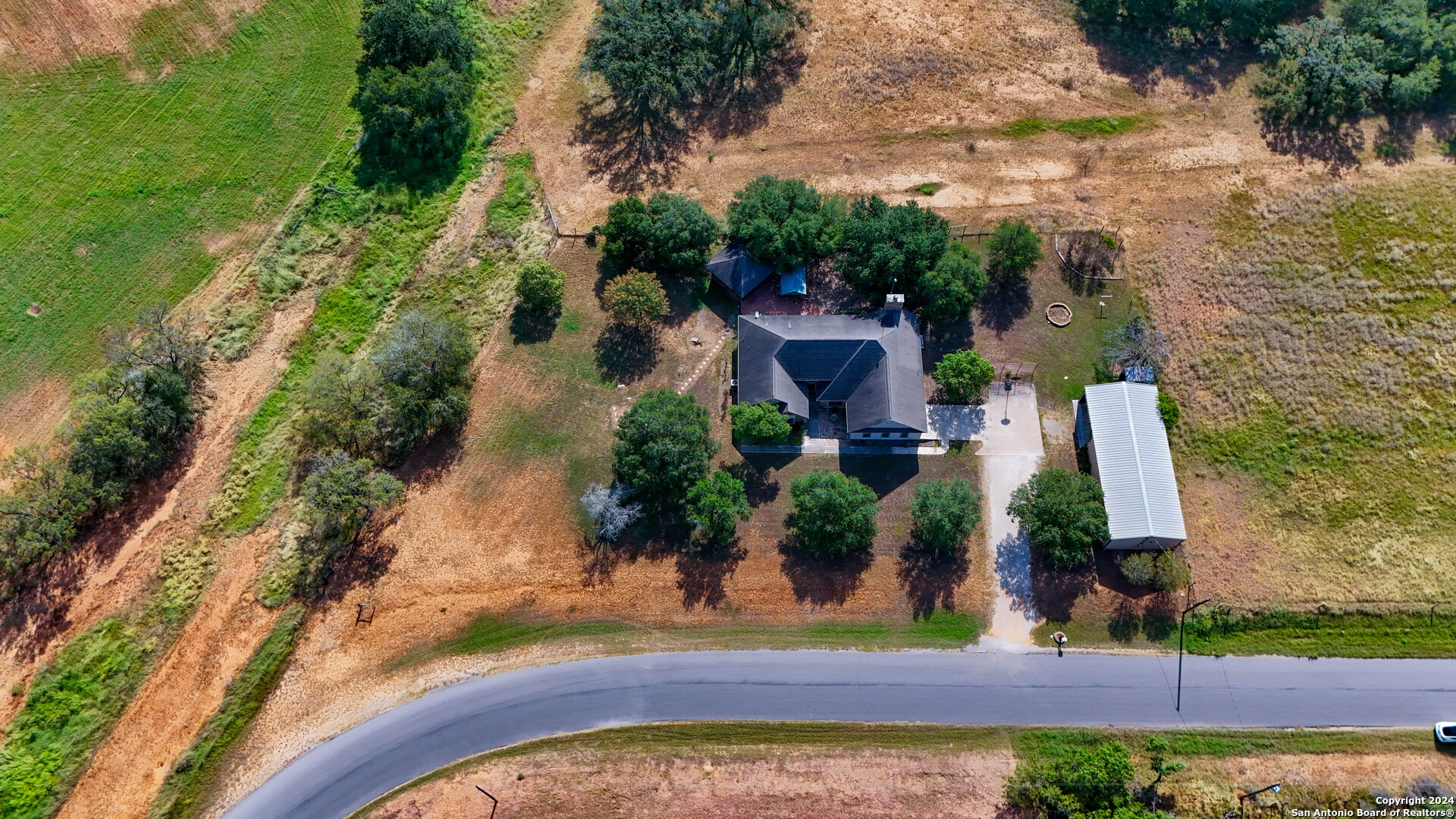 301 COUNTY ROAD 221