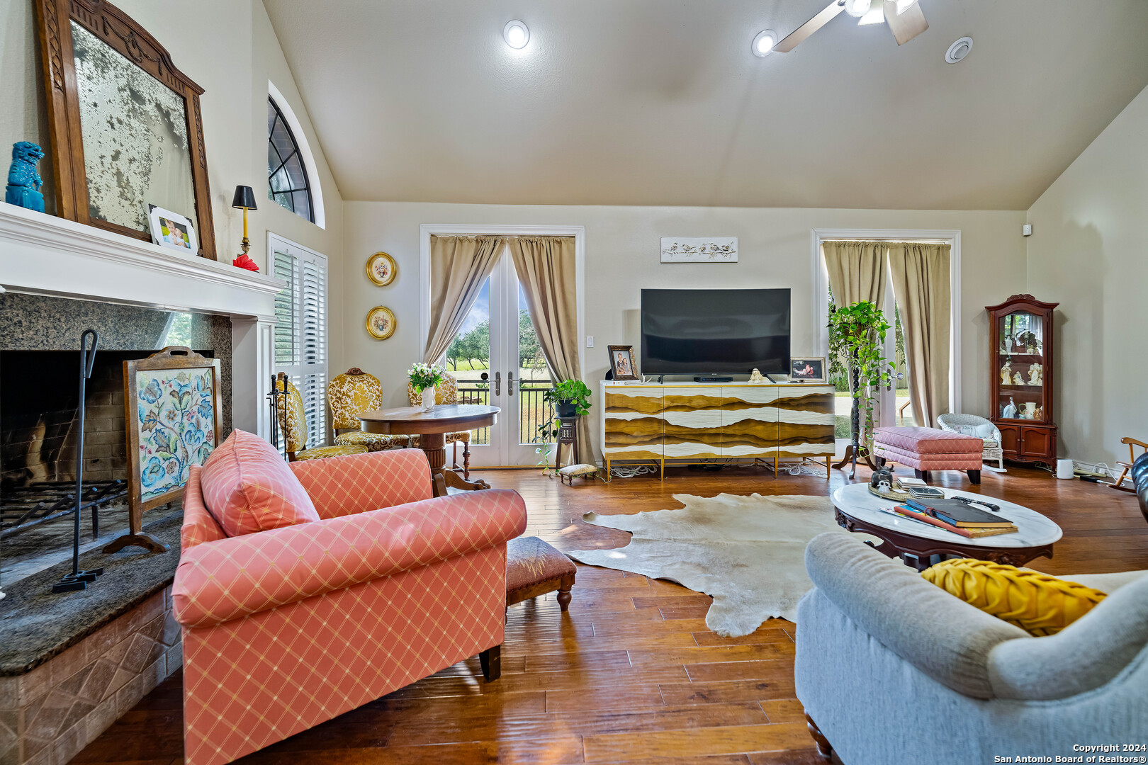 301 COUNTY ROAD 221