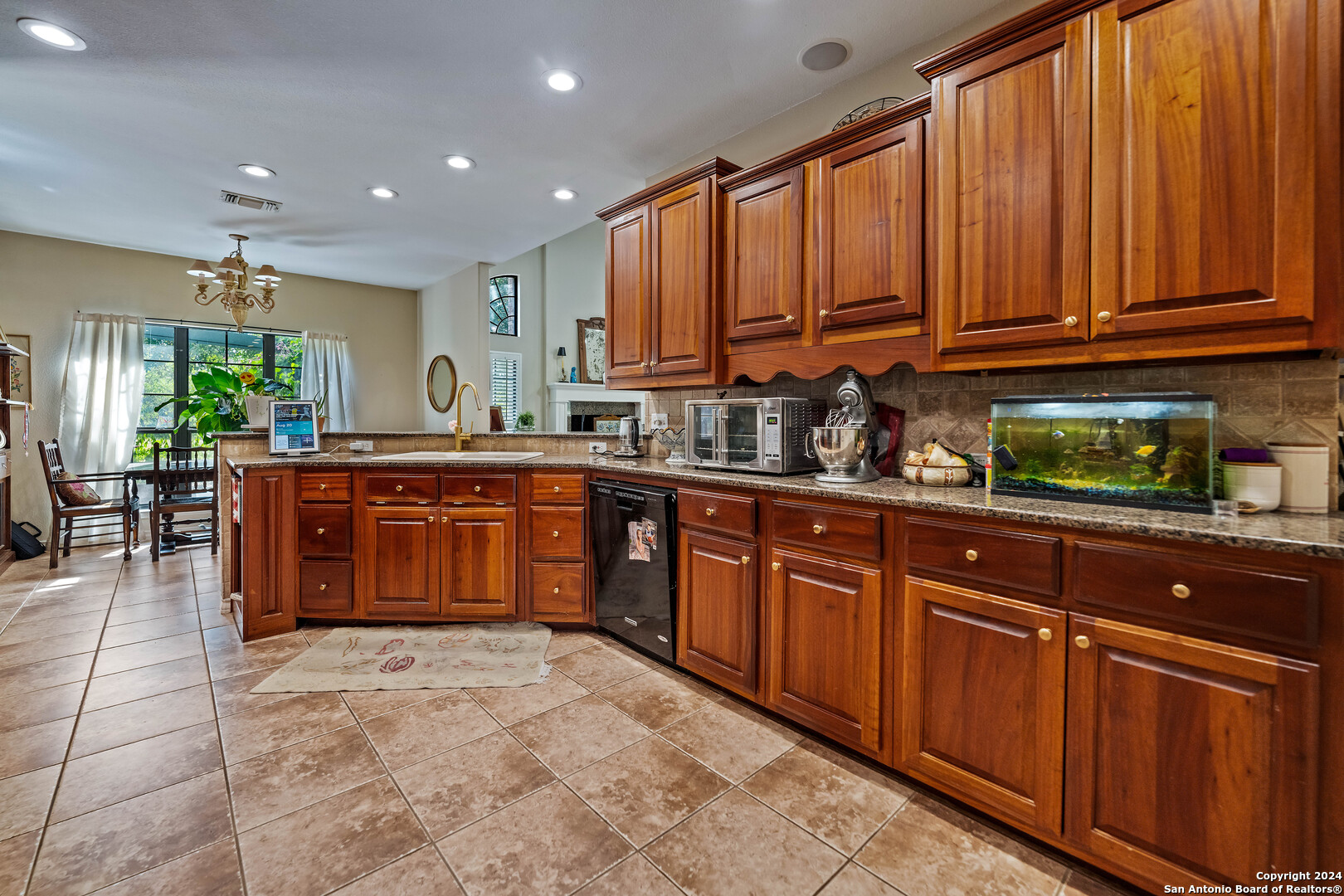 301 COUNTY ROAD 221