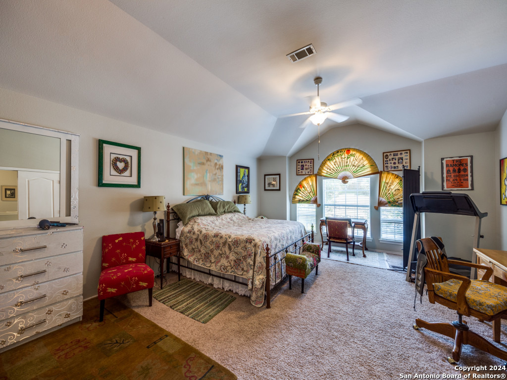 21027 LA PENA DR
