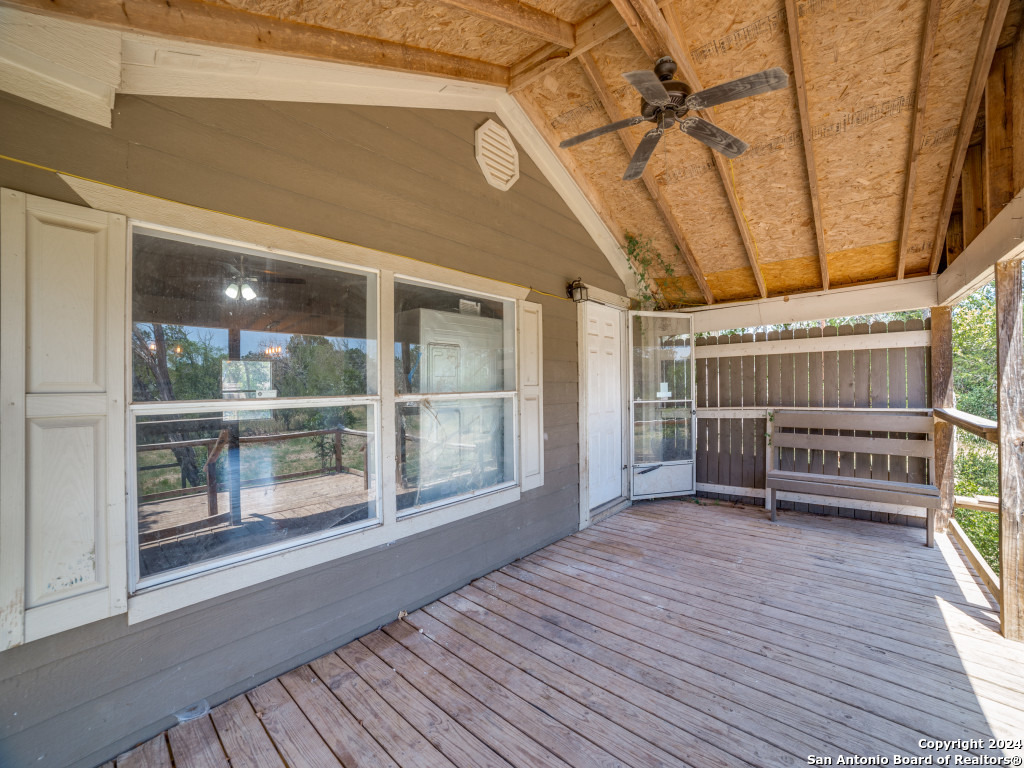 327 W G EDWARDS LN