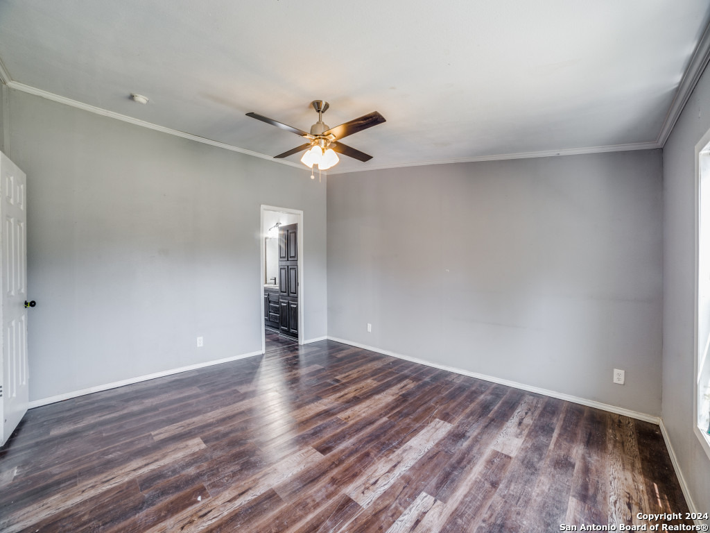 327 W G EDWARDS LN