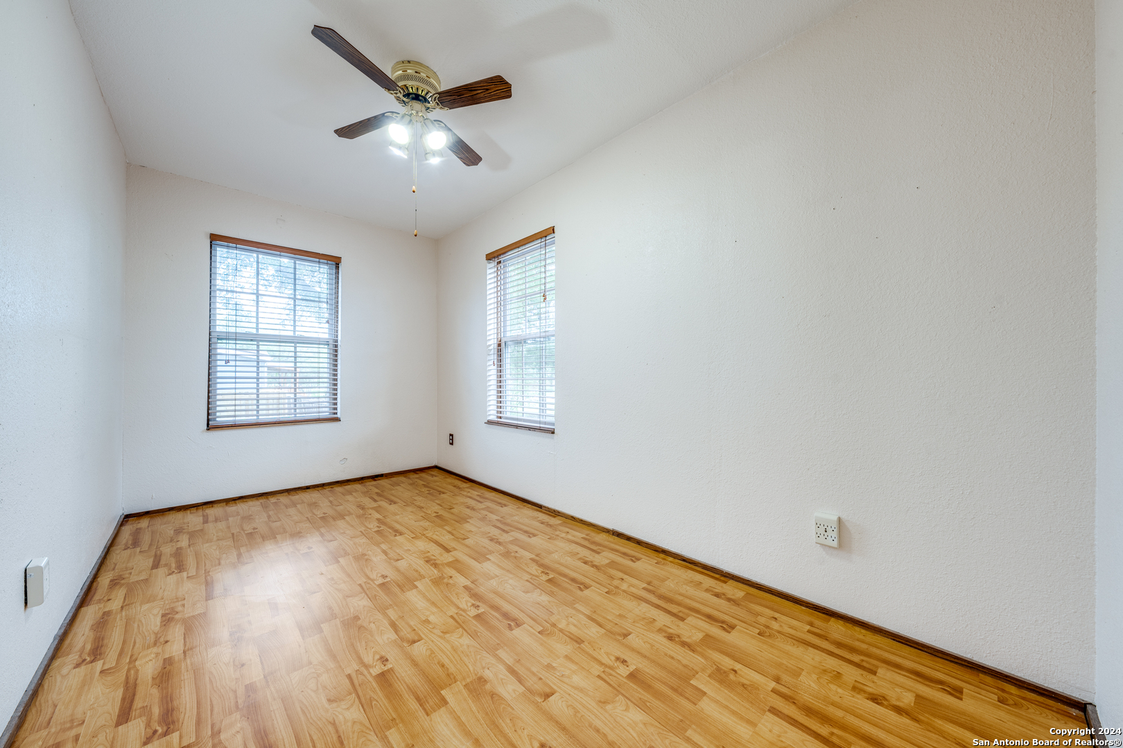 515 COUNTY ROAD 3821