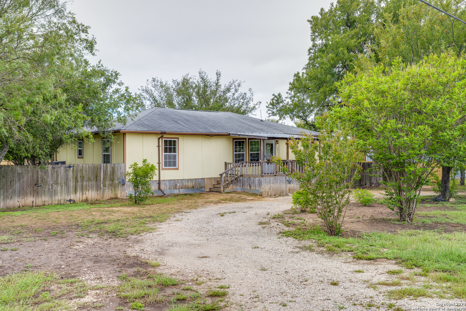 515 COUNTY ROAD 3821
