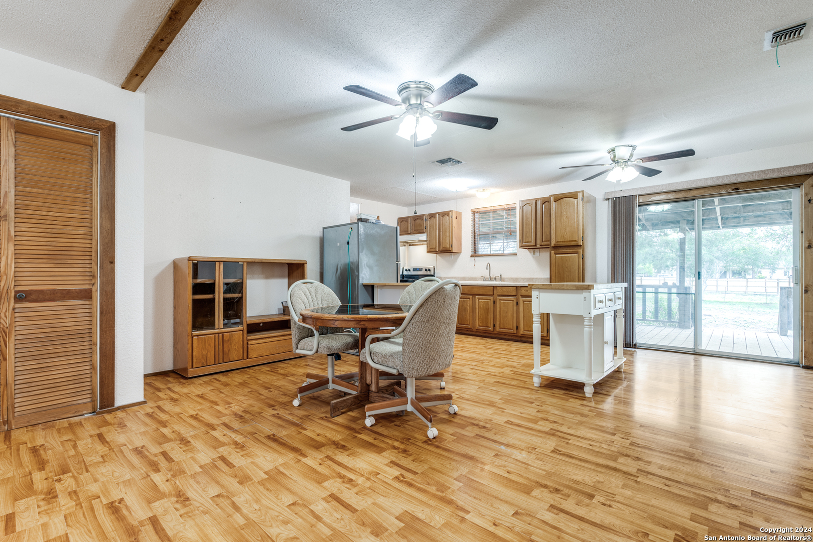 515 COUNTY ROAD 3821