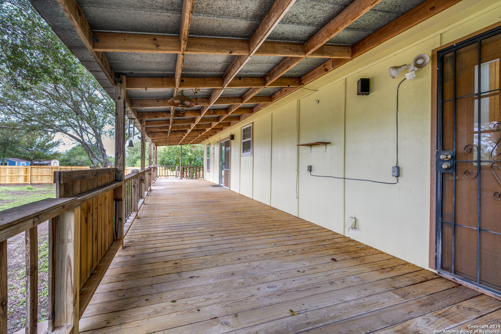 515 COUNTY ROAD 3821