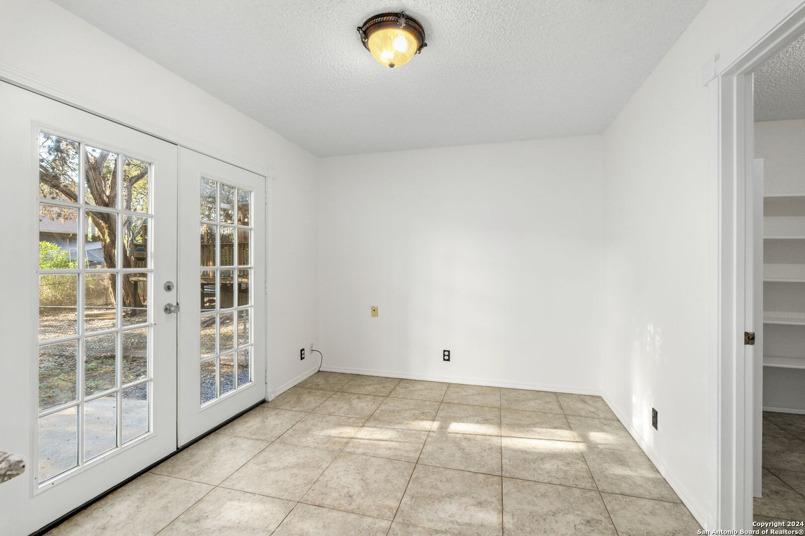 10207 ARBOR BLUFF