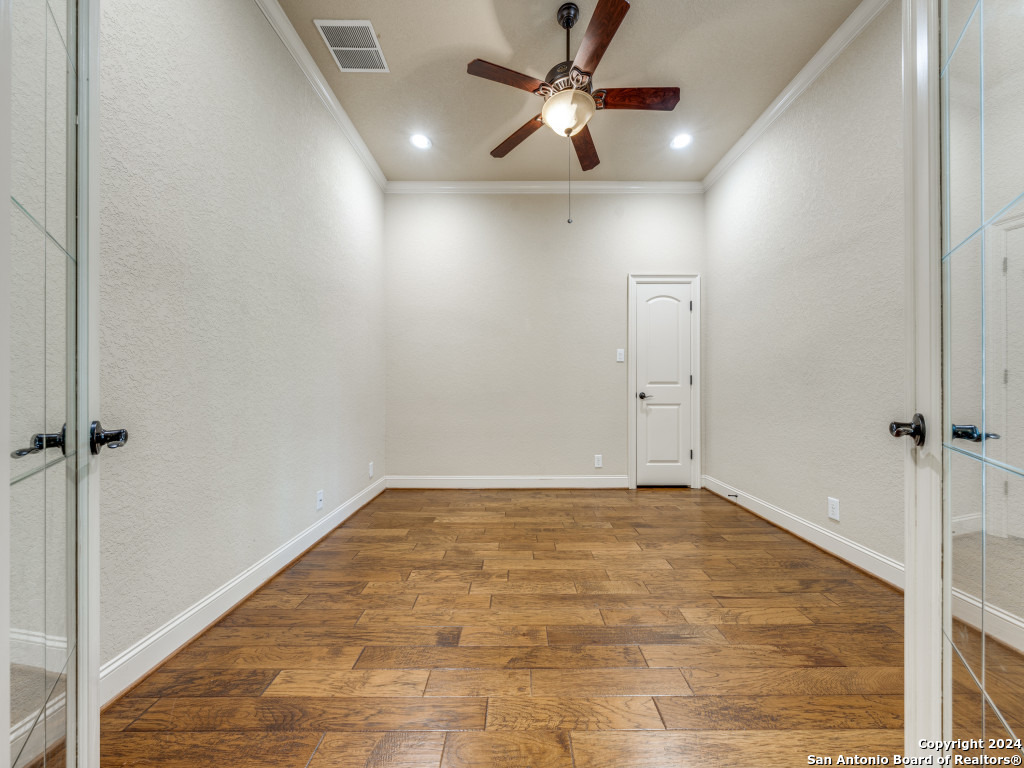 2523 TUSCAN OAKS