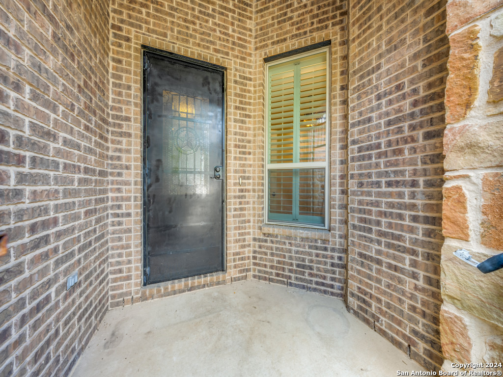 2523 TUSCAN OAKS