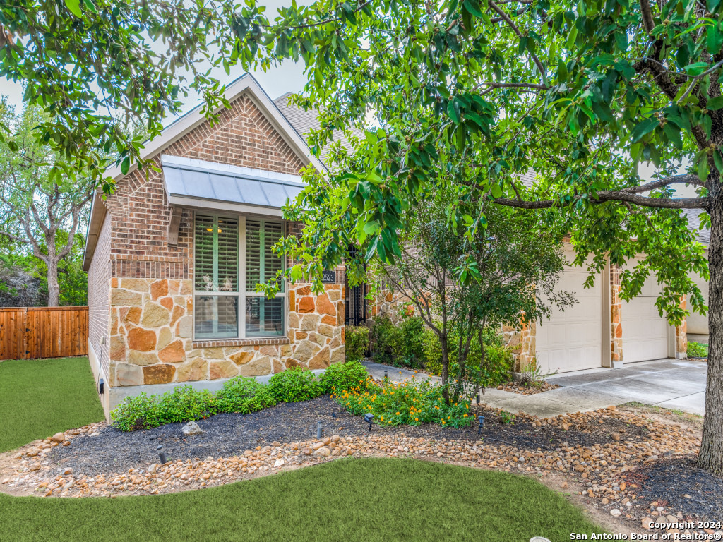 2523 TUSCAN OAKS