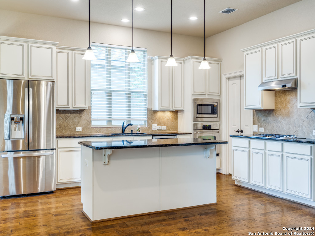 2523 TUSCAN OAKS