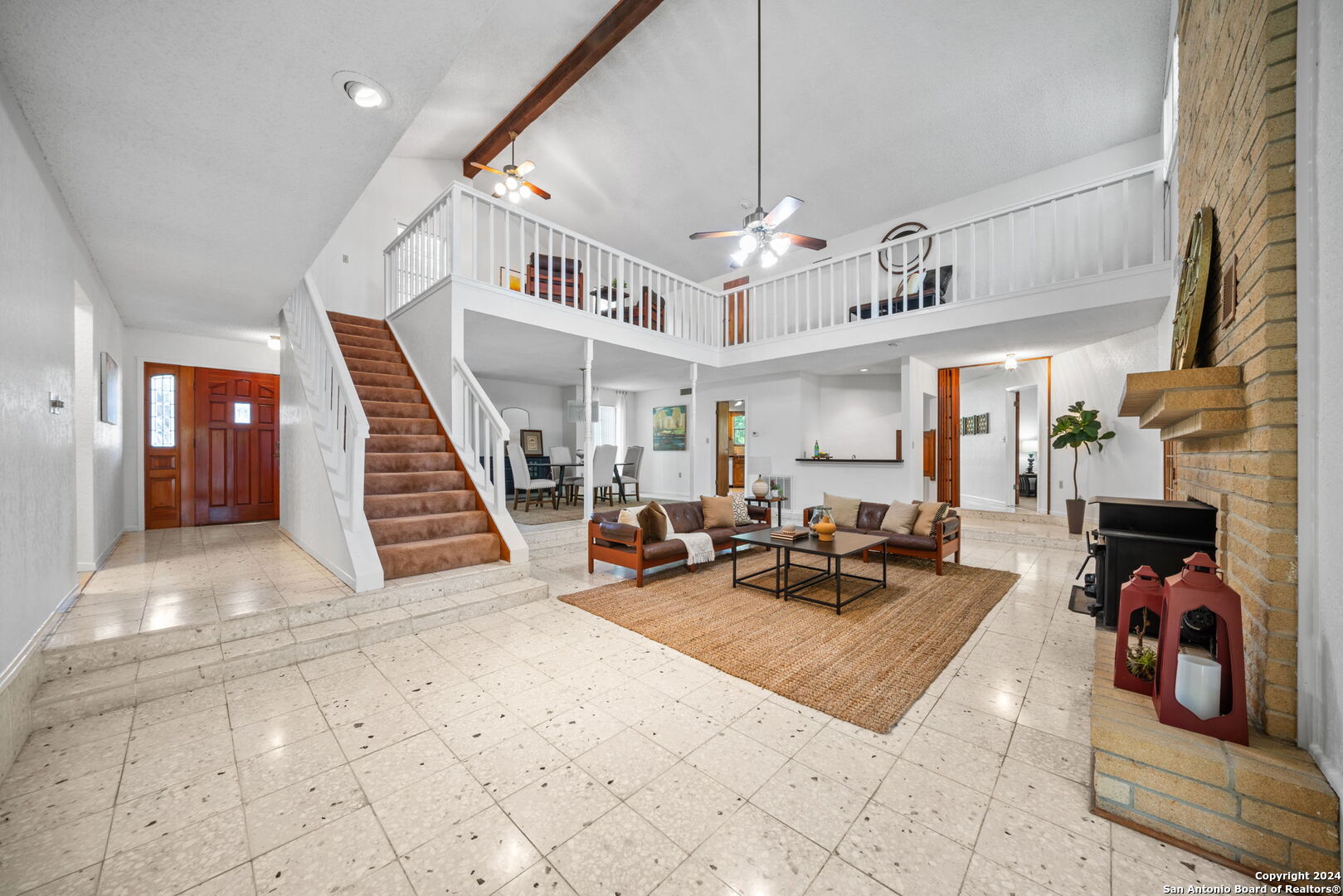 8136 RIDGE NORTH DR
