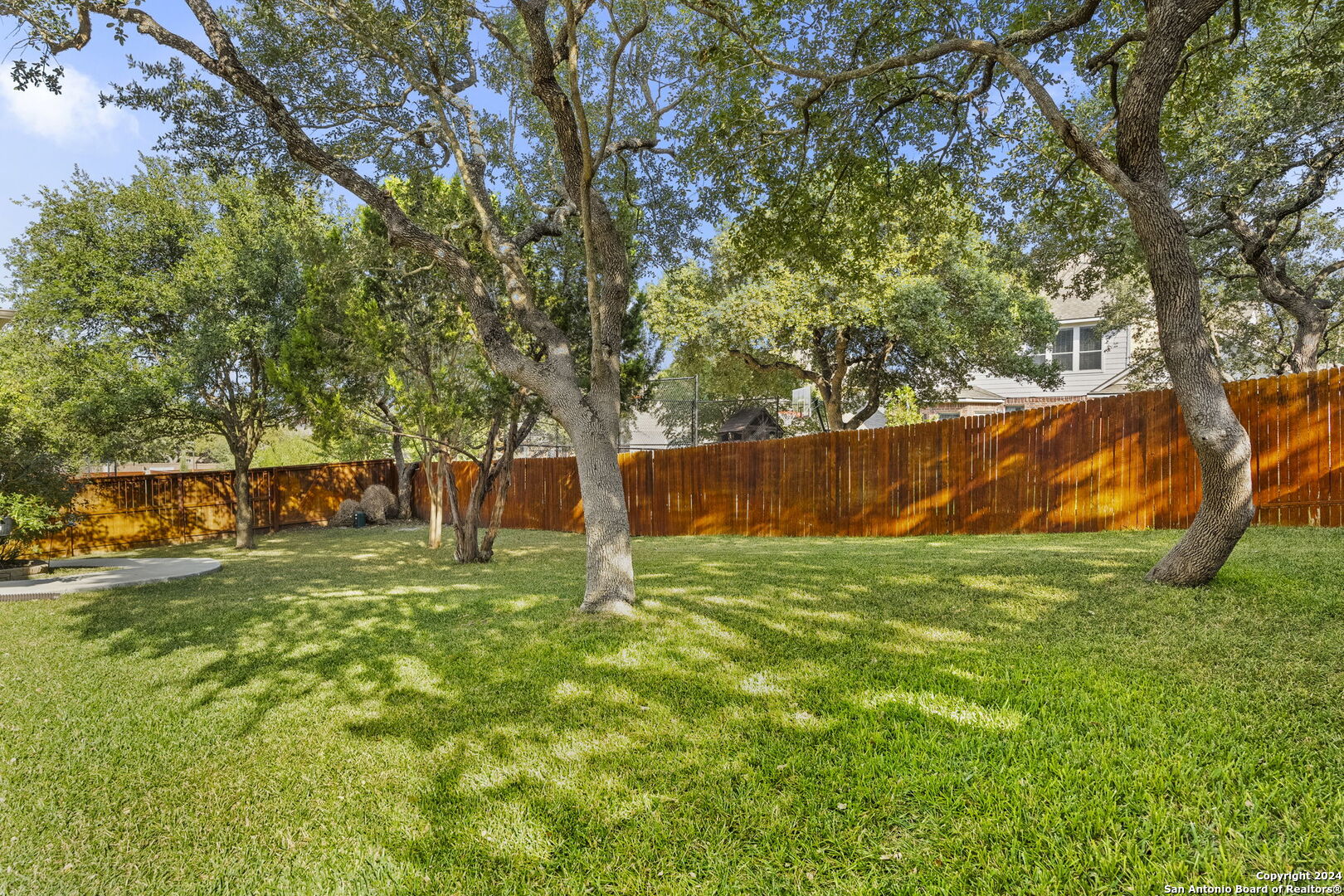 18730 MILLHOLLOW