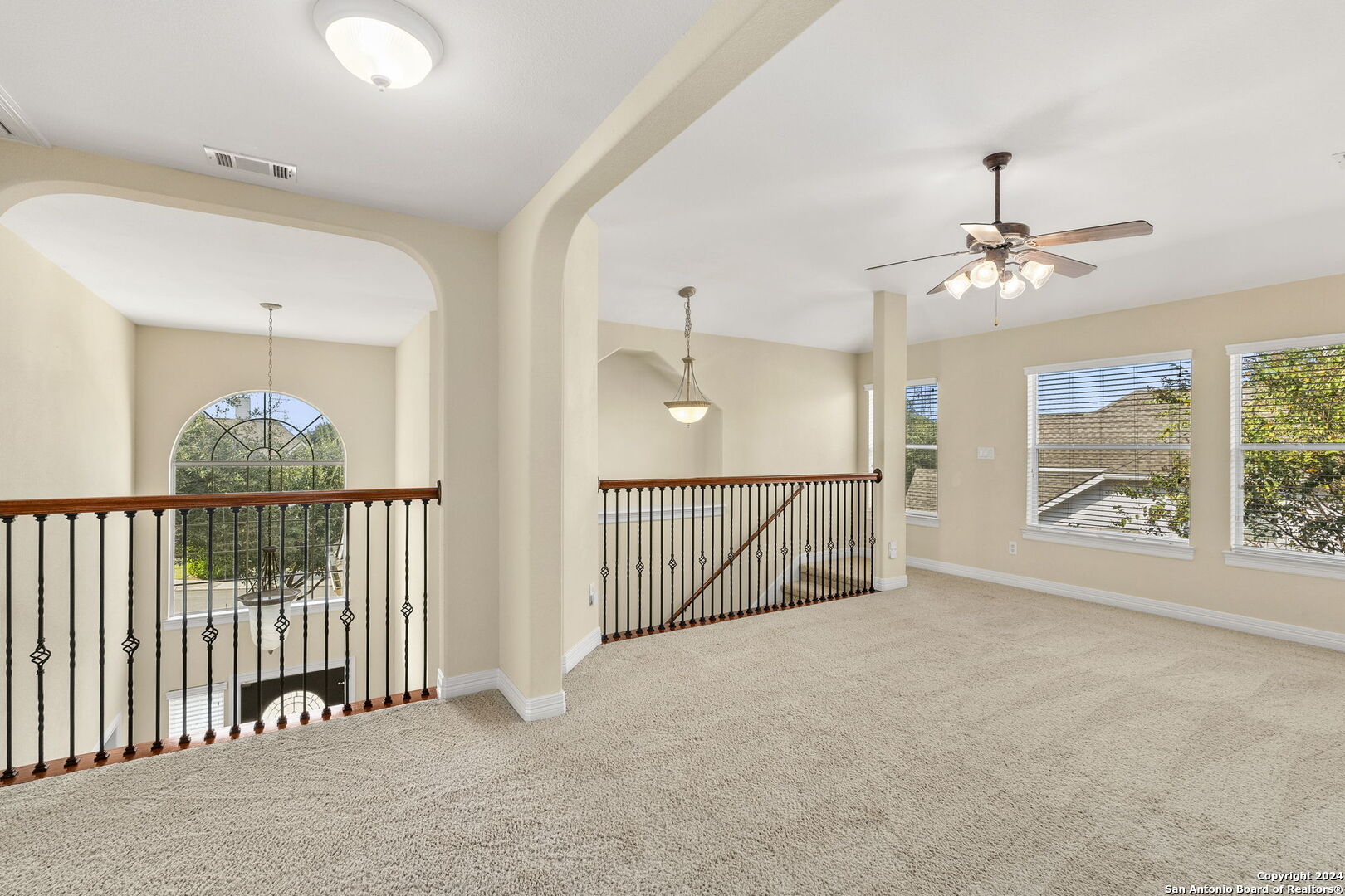 18730 MILLHOLLOW