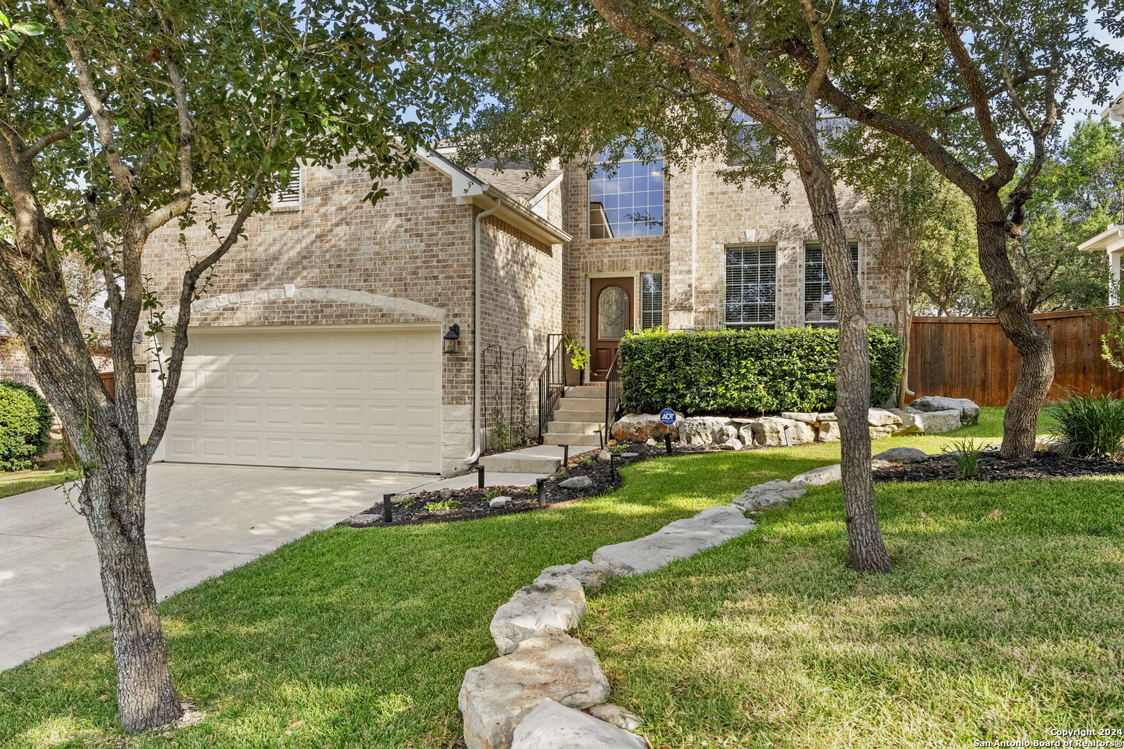 18730 MILLHOLLOW