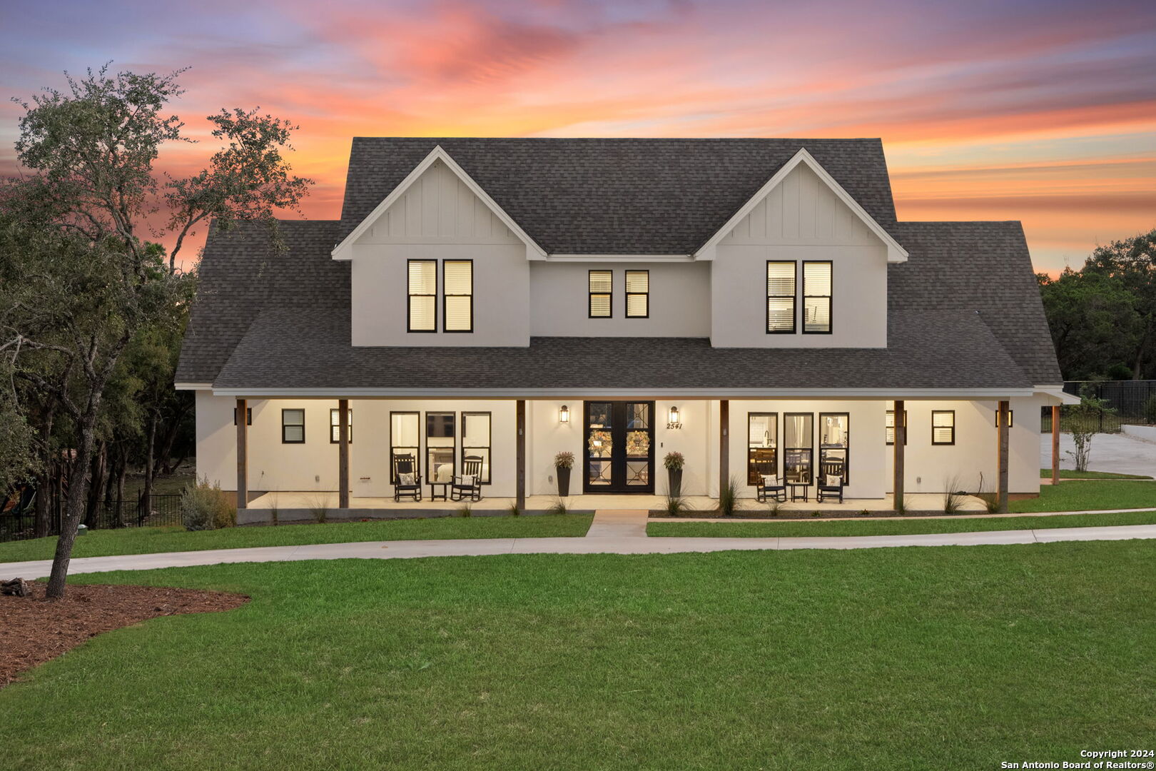 2541 OTTER WAY