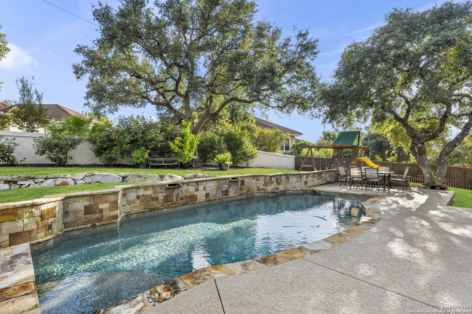 526 CANYON RISE