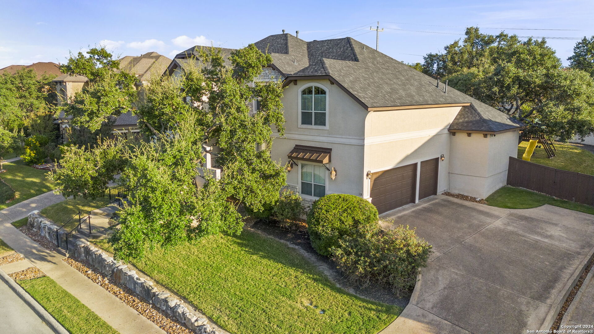 526 CANYON RISE
