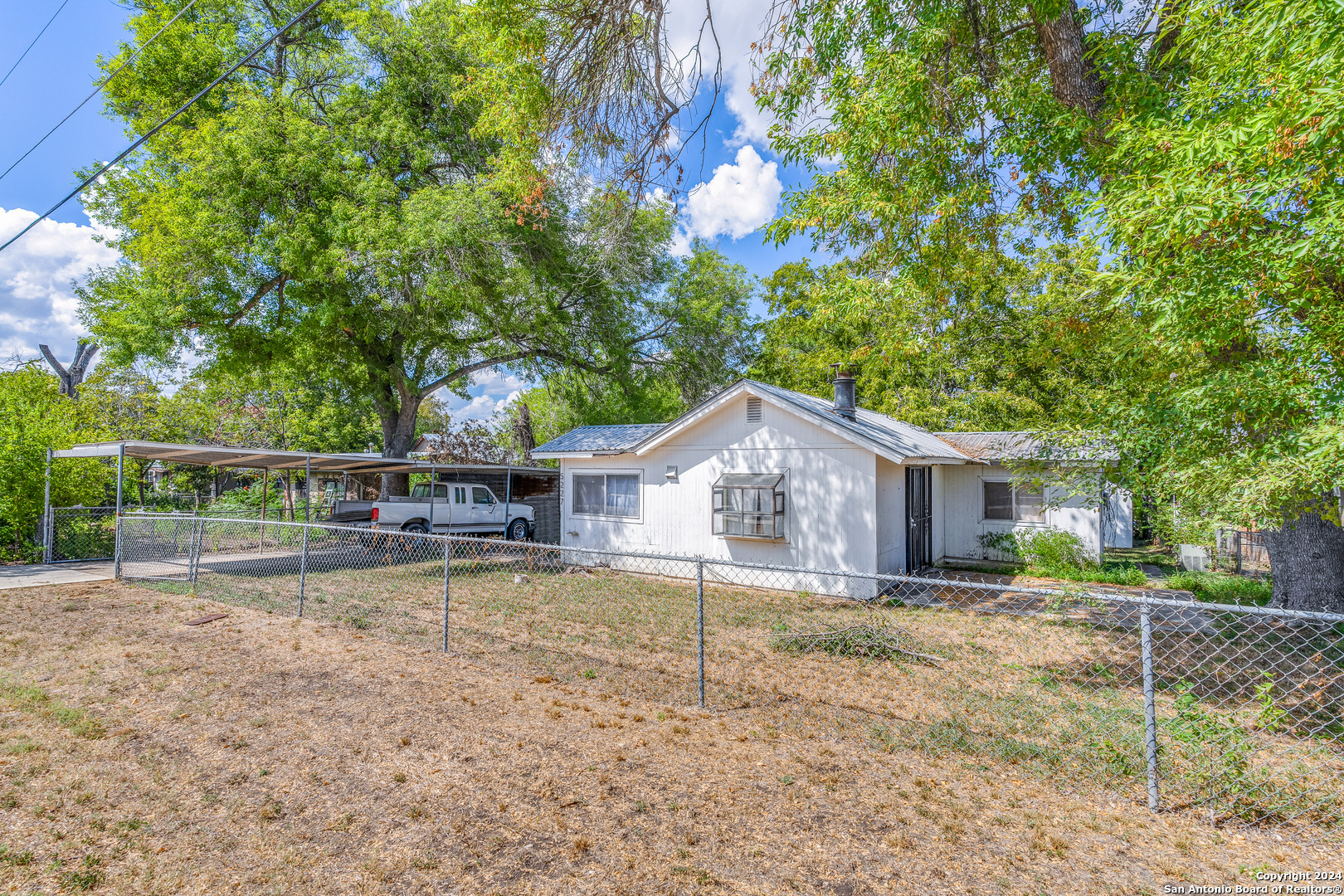 5227 FARR DR