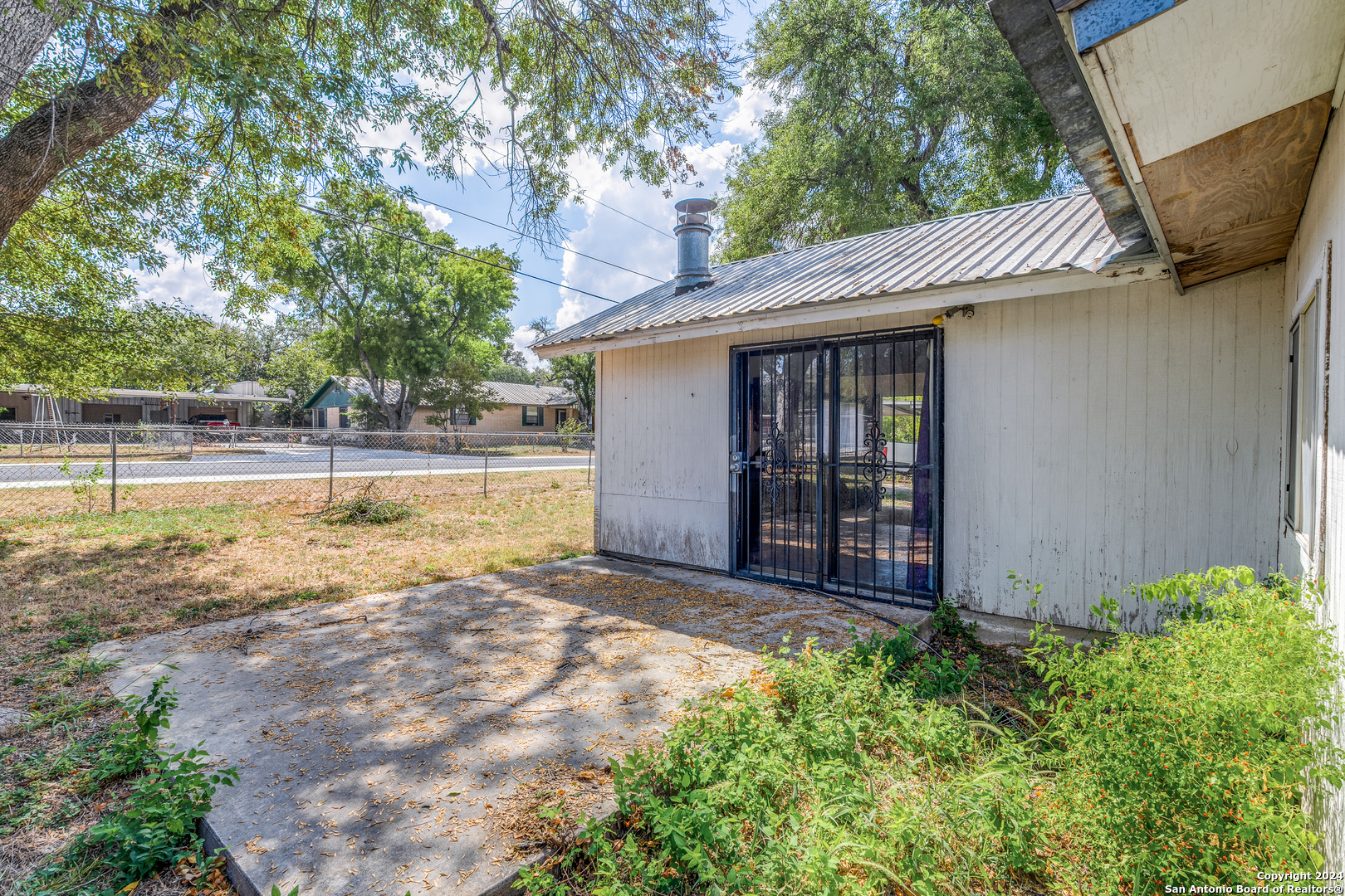 5227 FARR DR