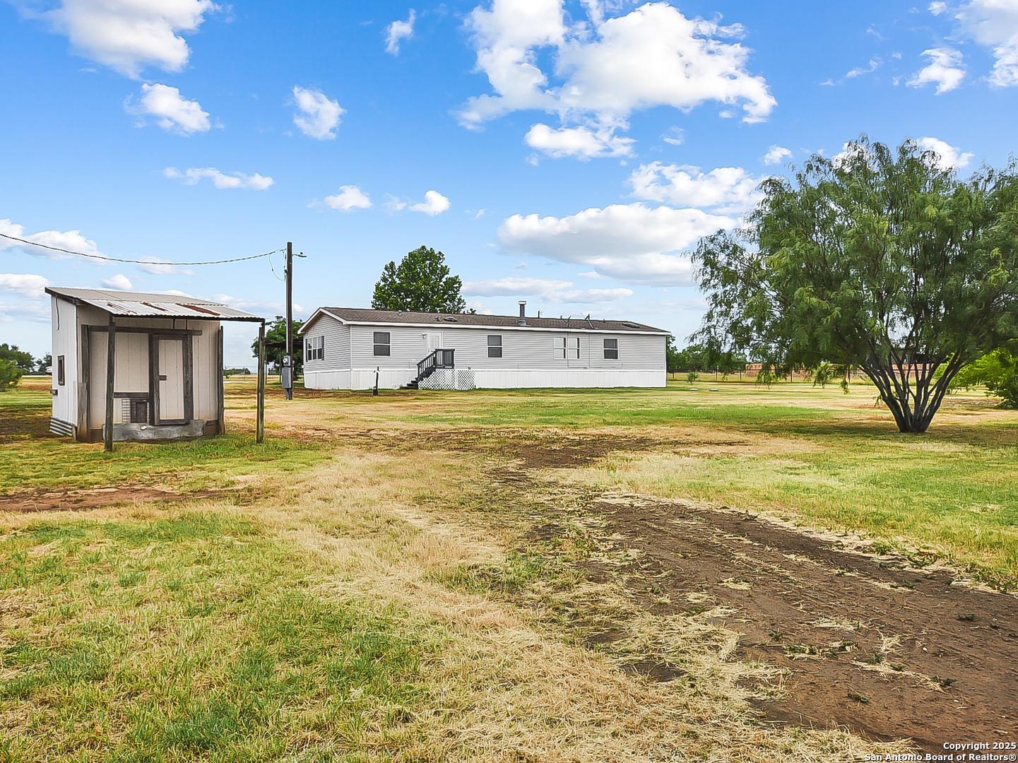 220 NORTHFIELD DR